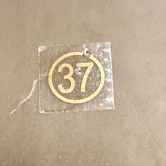 Woman’s Sandals - Picture 3 of 3